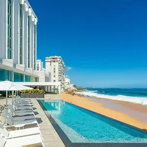 serafina-beach-hotel.comcaribbean.com/